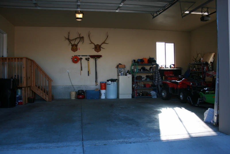 2172 N Wagon Trail DR