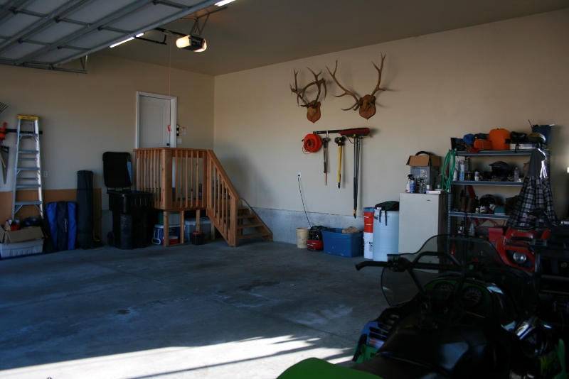 2172 N Wagon Trail DR