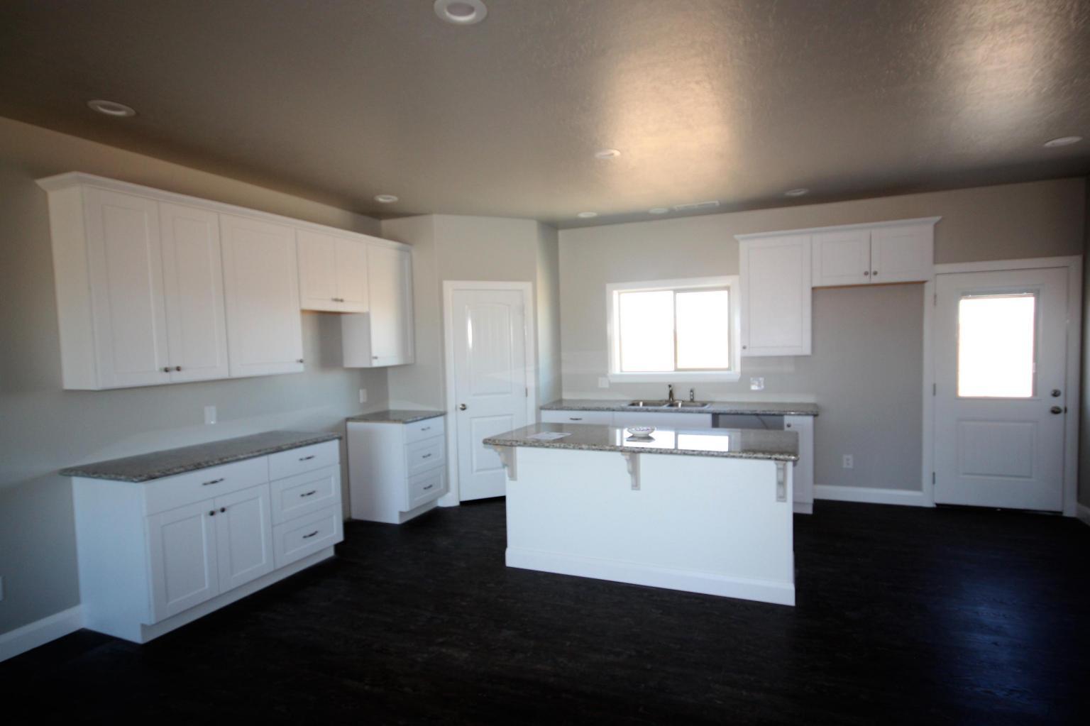 4553 N Prospector LN