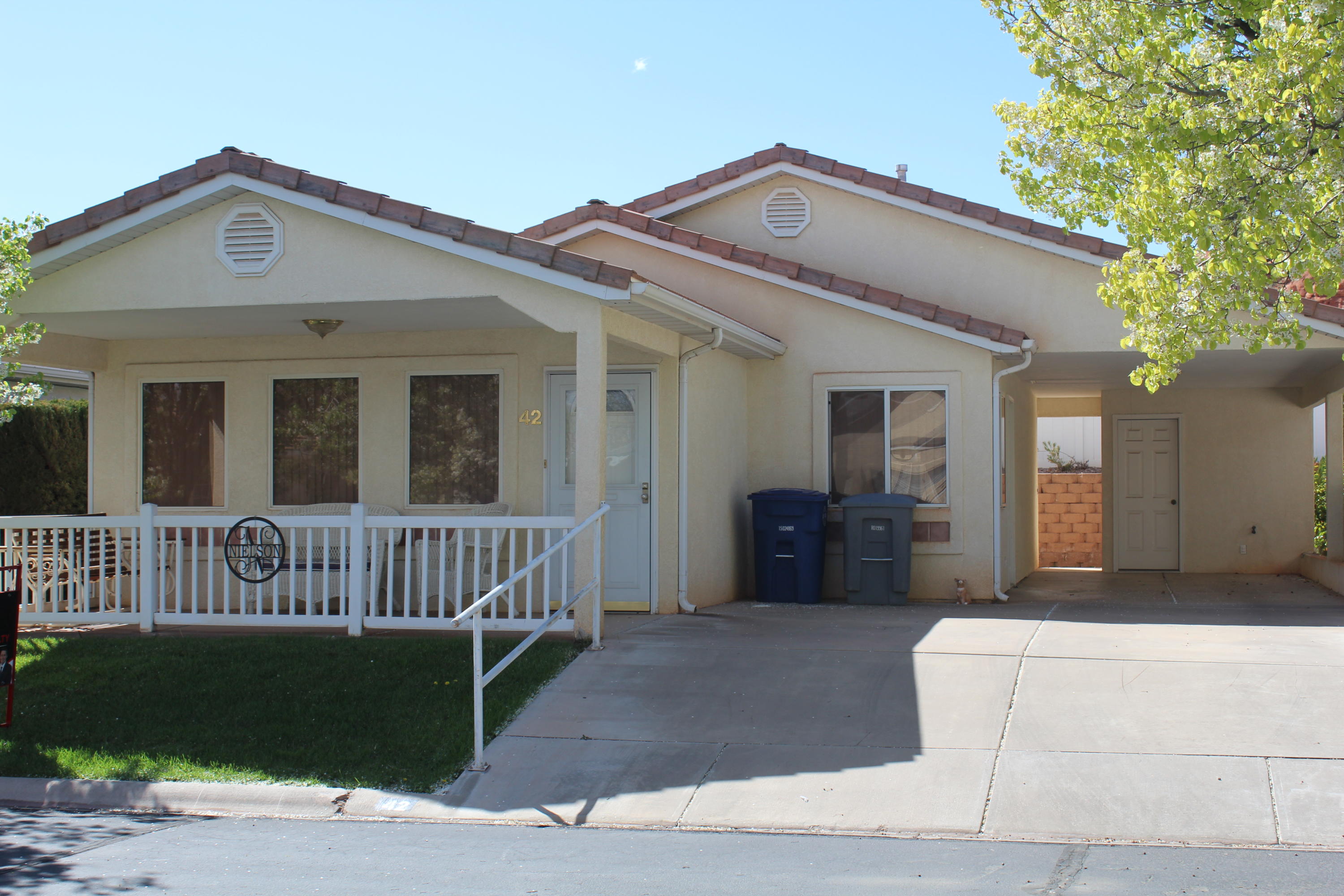 1050 W Red Hills Parkway, #42 #42