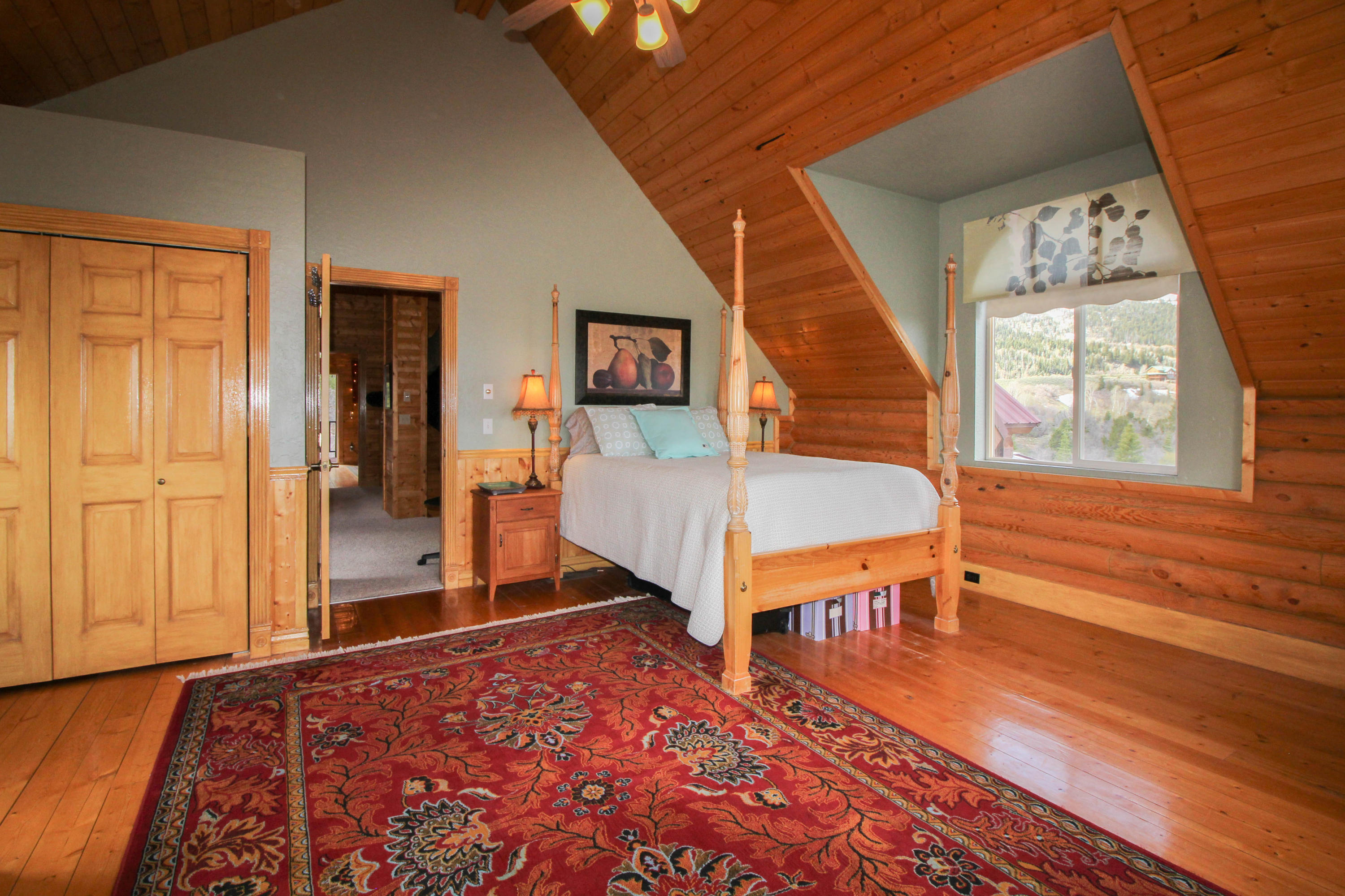 2215 S High Mountain View DR