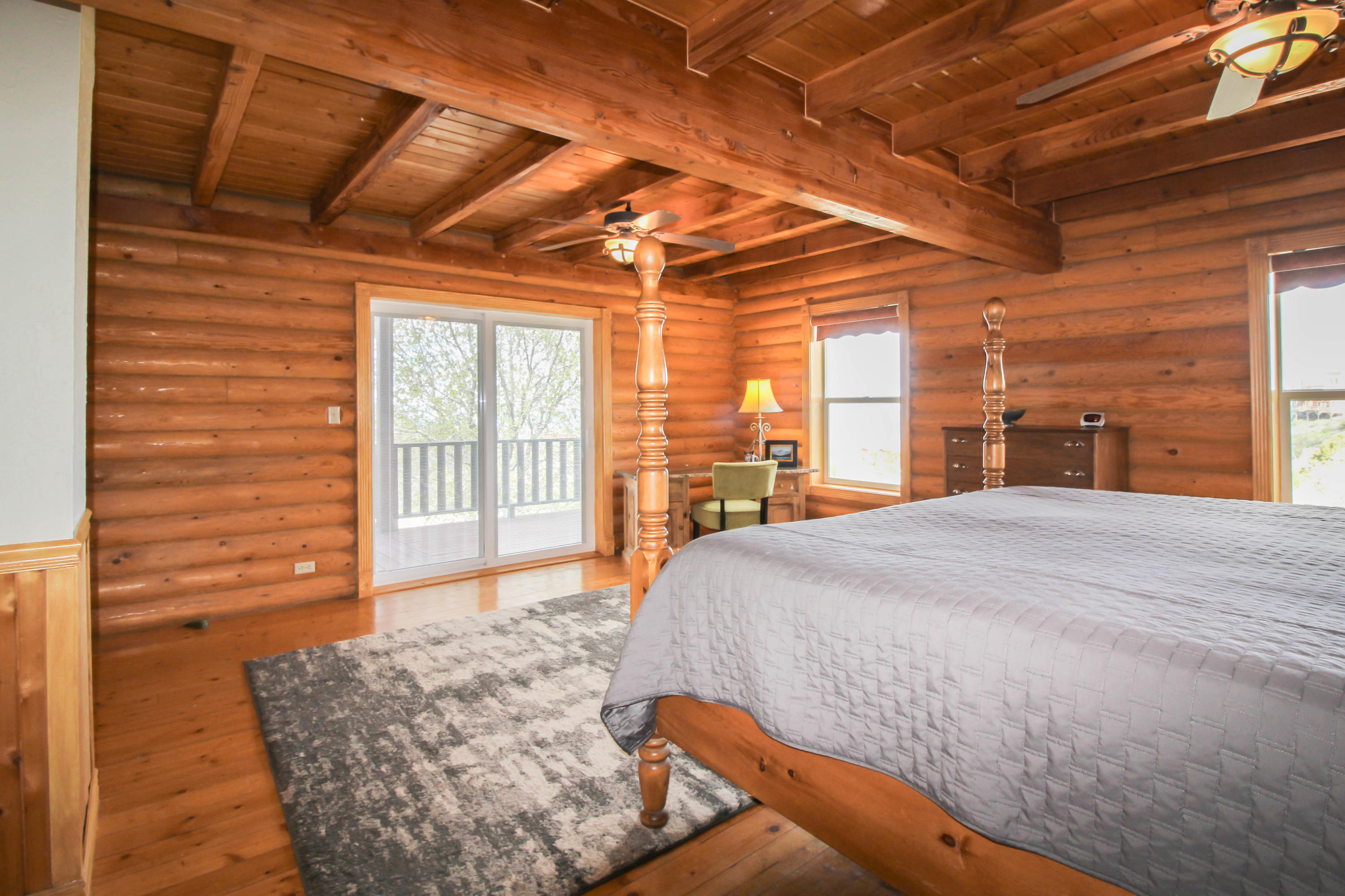 2215 S High Mountain View DR