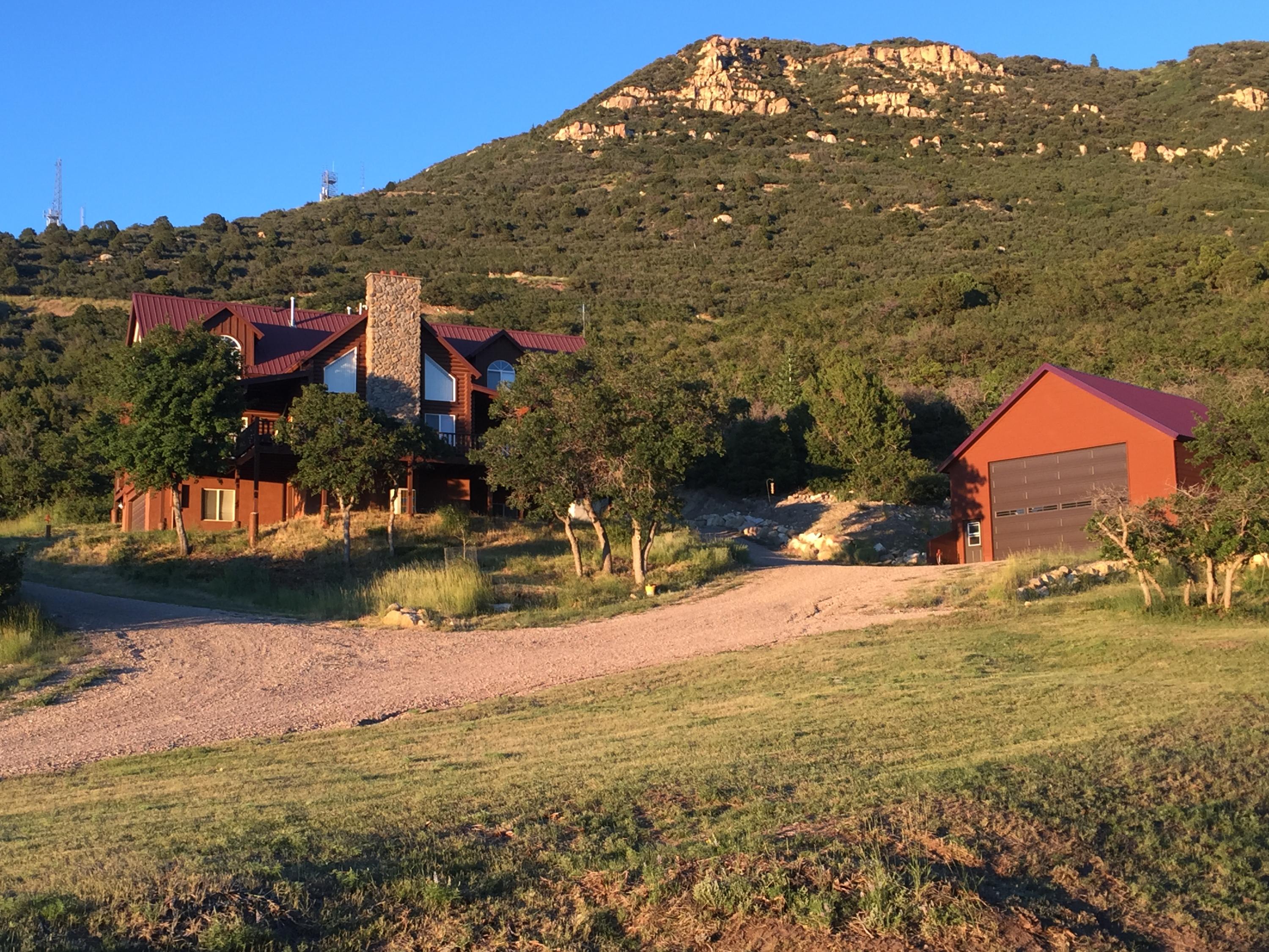 2215 S High Mountain View DR