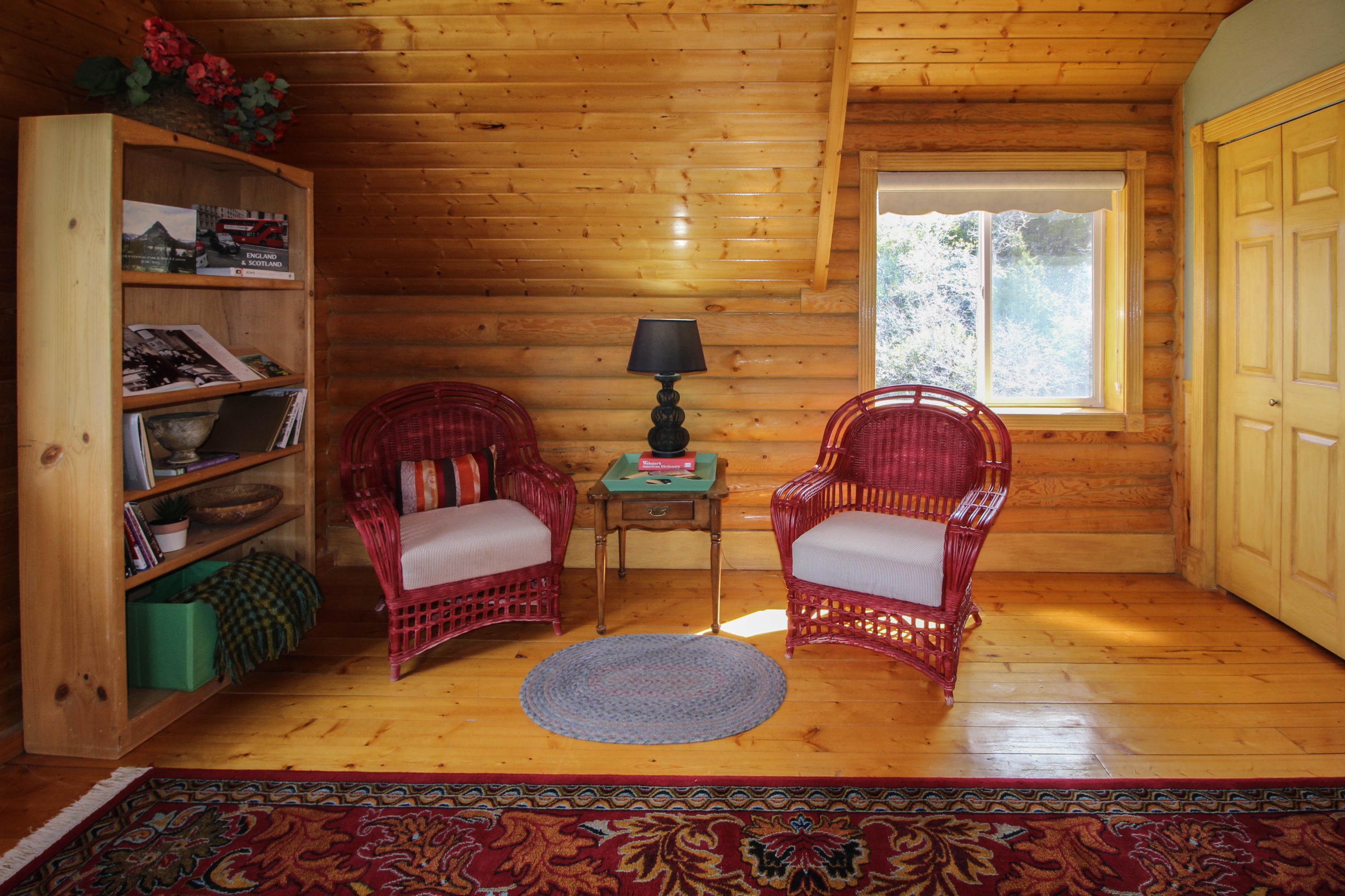 2215 S High Mountain View DR