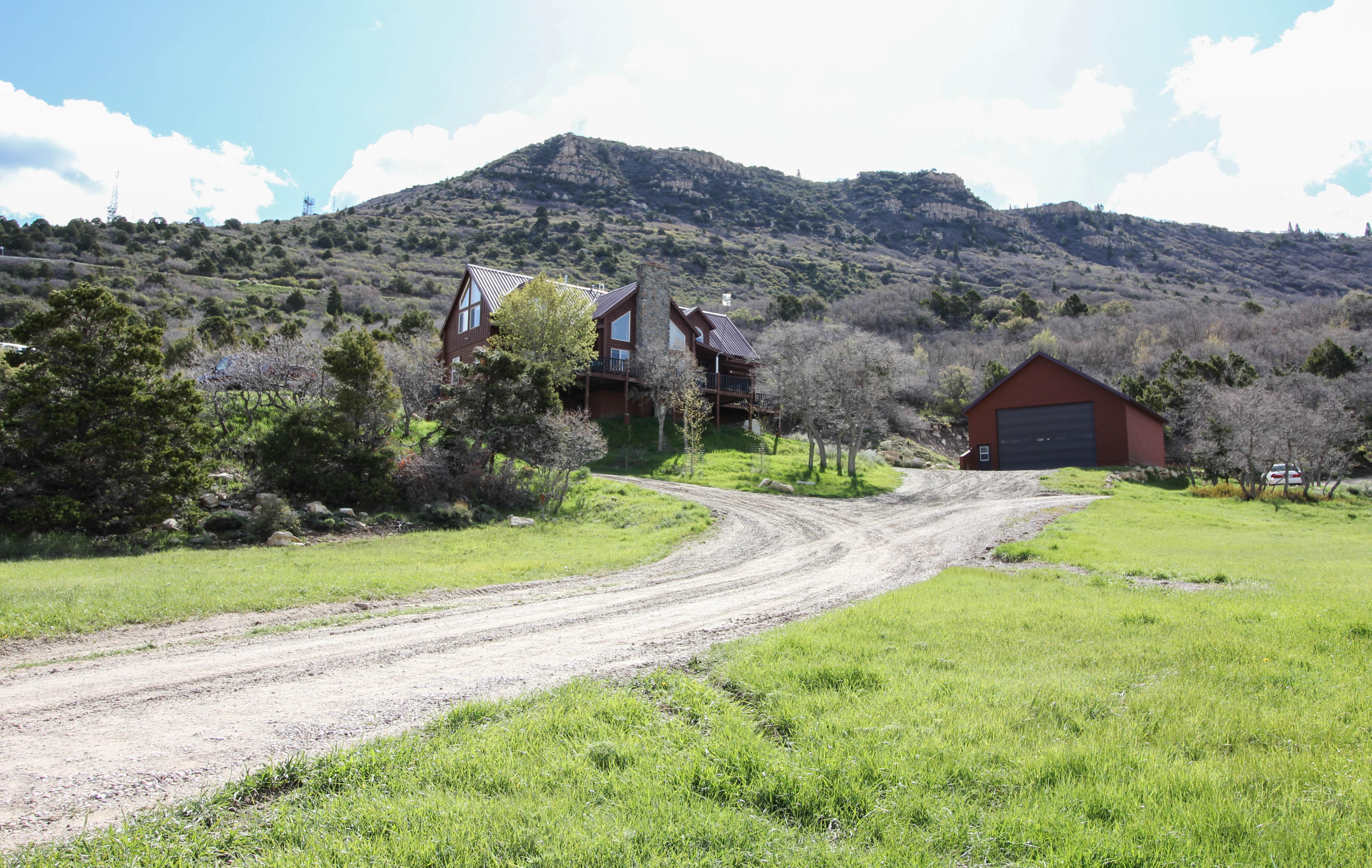 2215 S High Mountain View DR