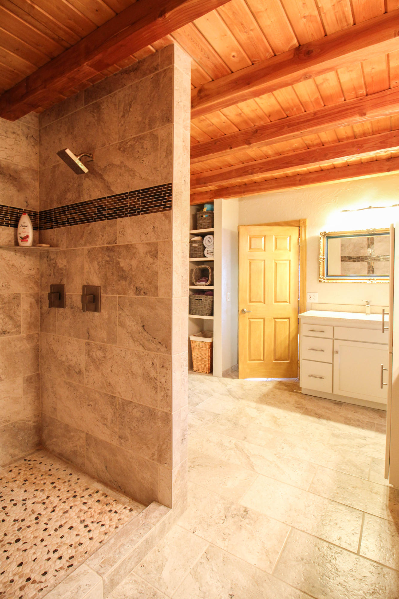 2215 S High Mountain View DR