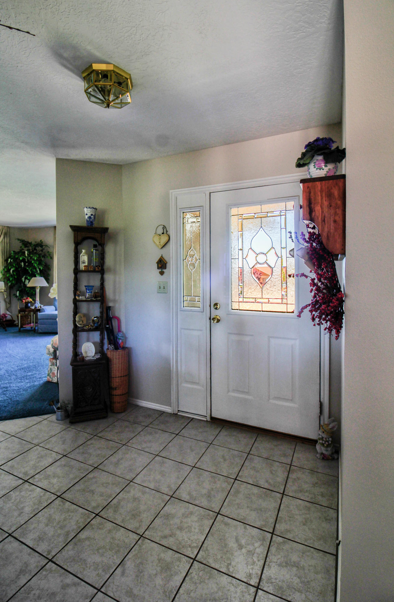 2078 N Wagon Trail DR