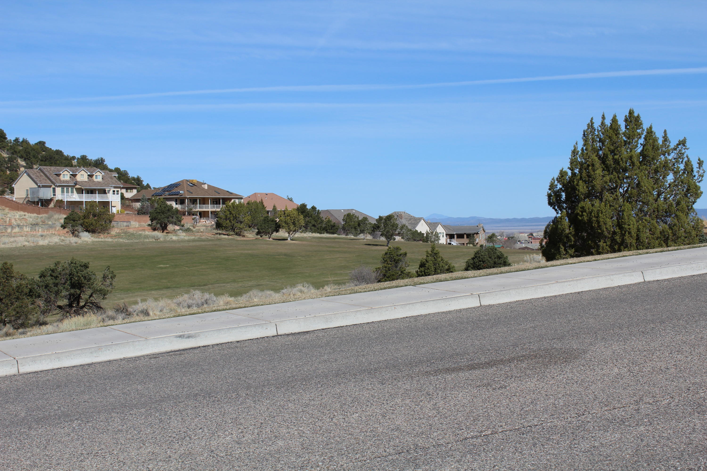 1.516 acre E Knoll ST