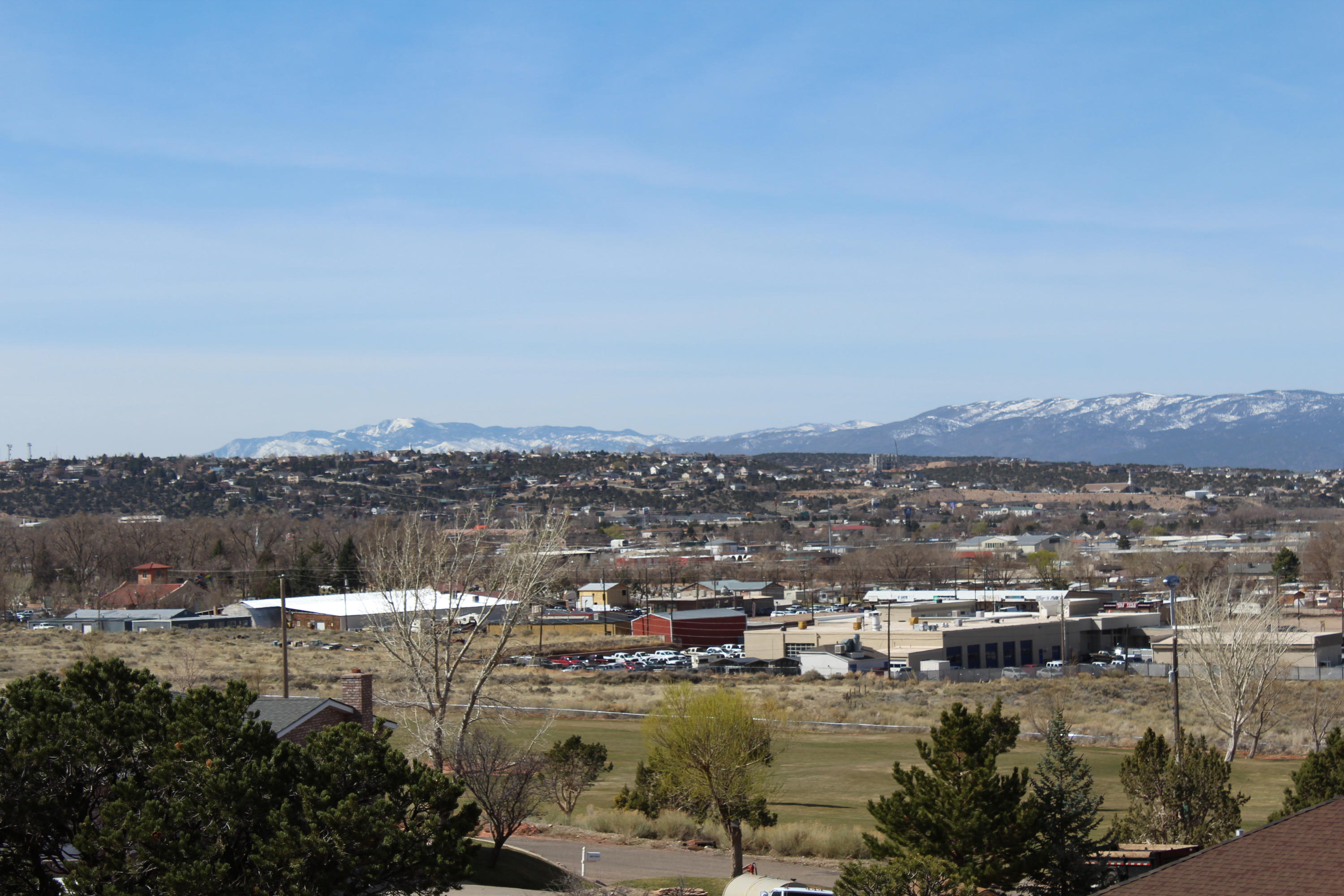 1.516 acre E Knoll ST