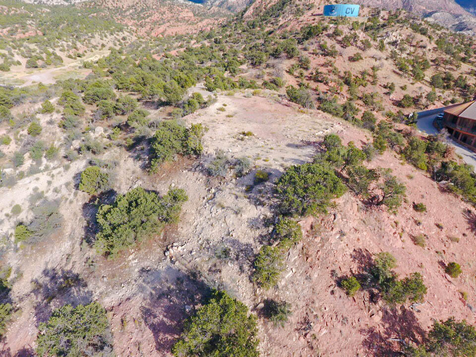 1.516 acre E Knoll ST