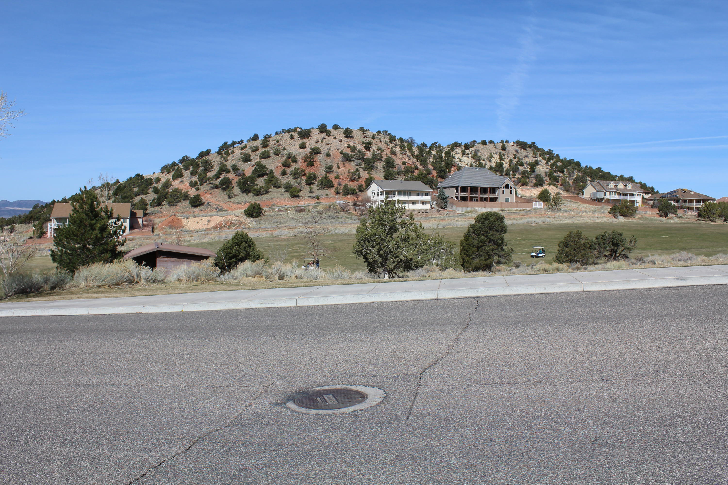 1.516 acre E Knoll ST