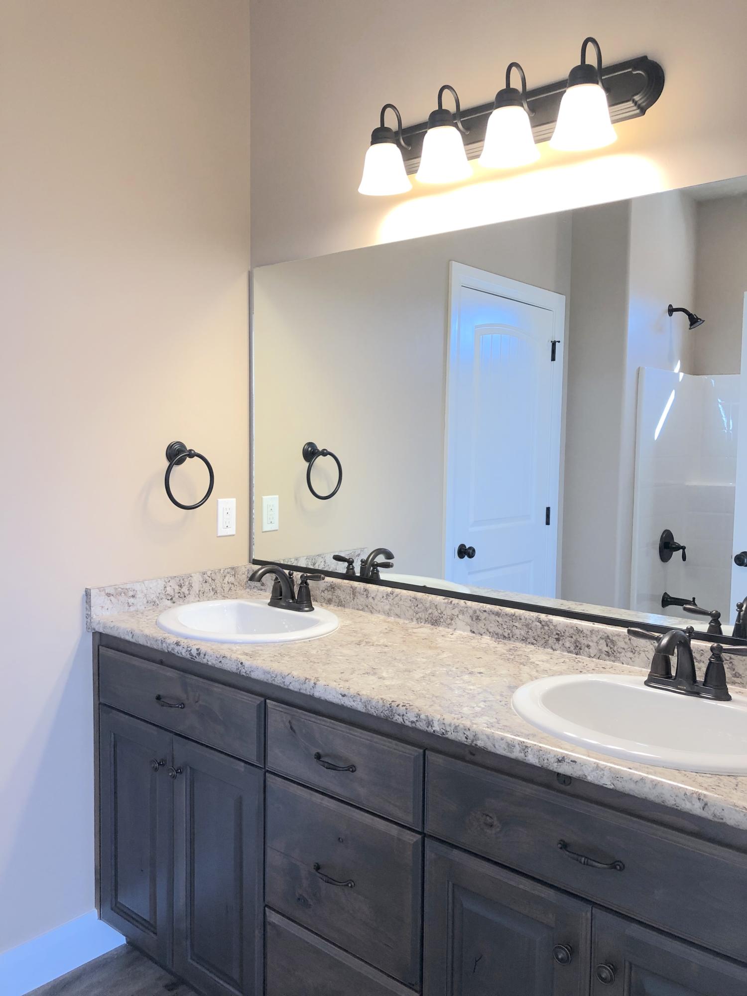 4390 N Prospector Ln LN E