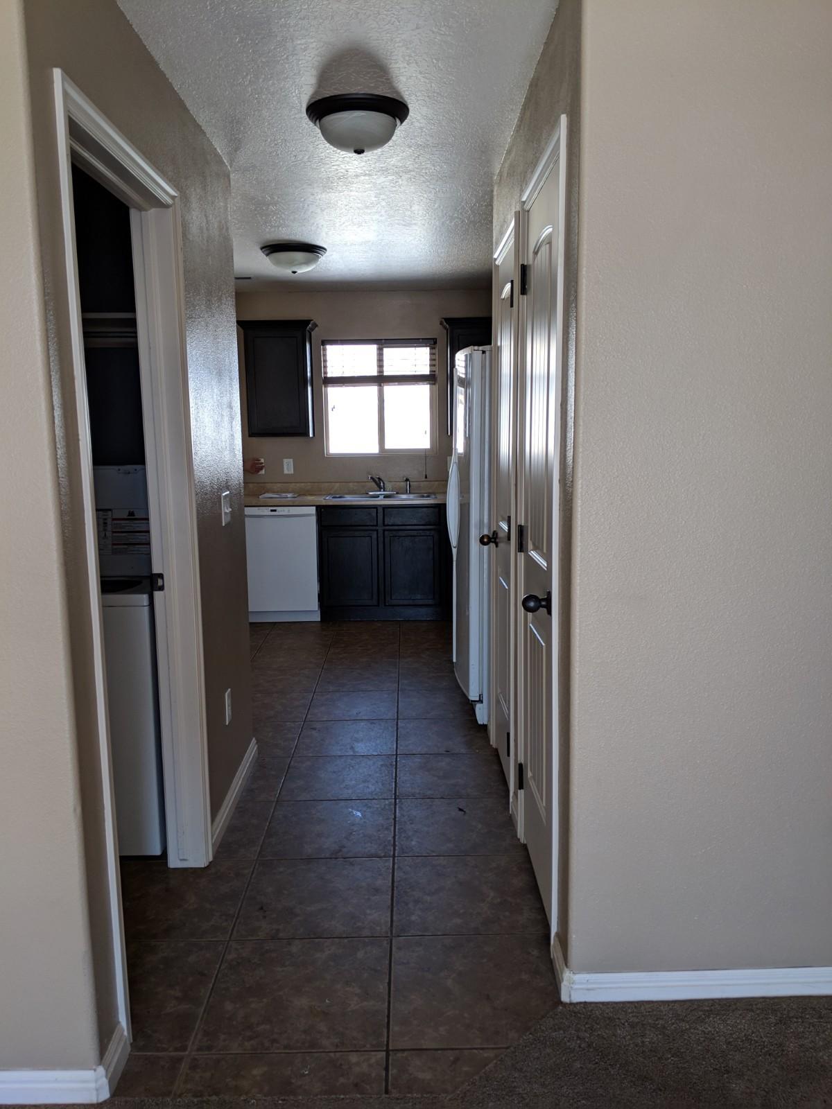 1934 N 1600 Access N