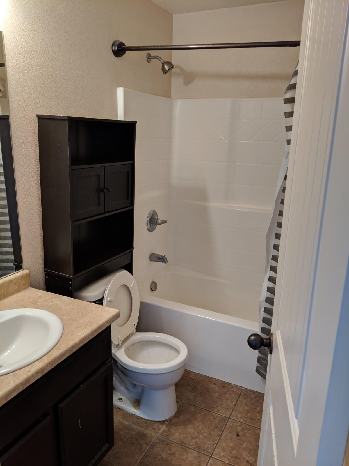 1934 N 1600 Access N