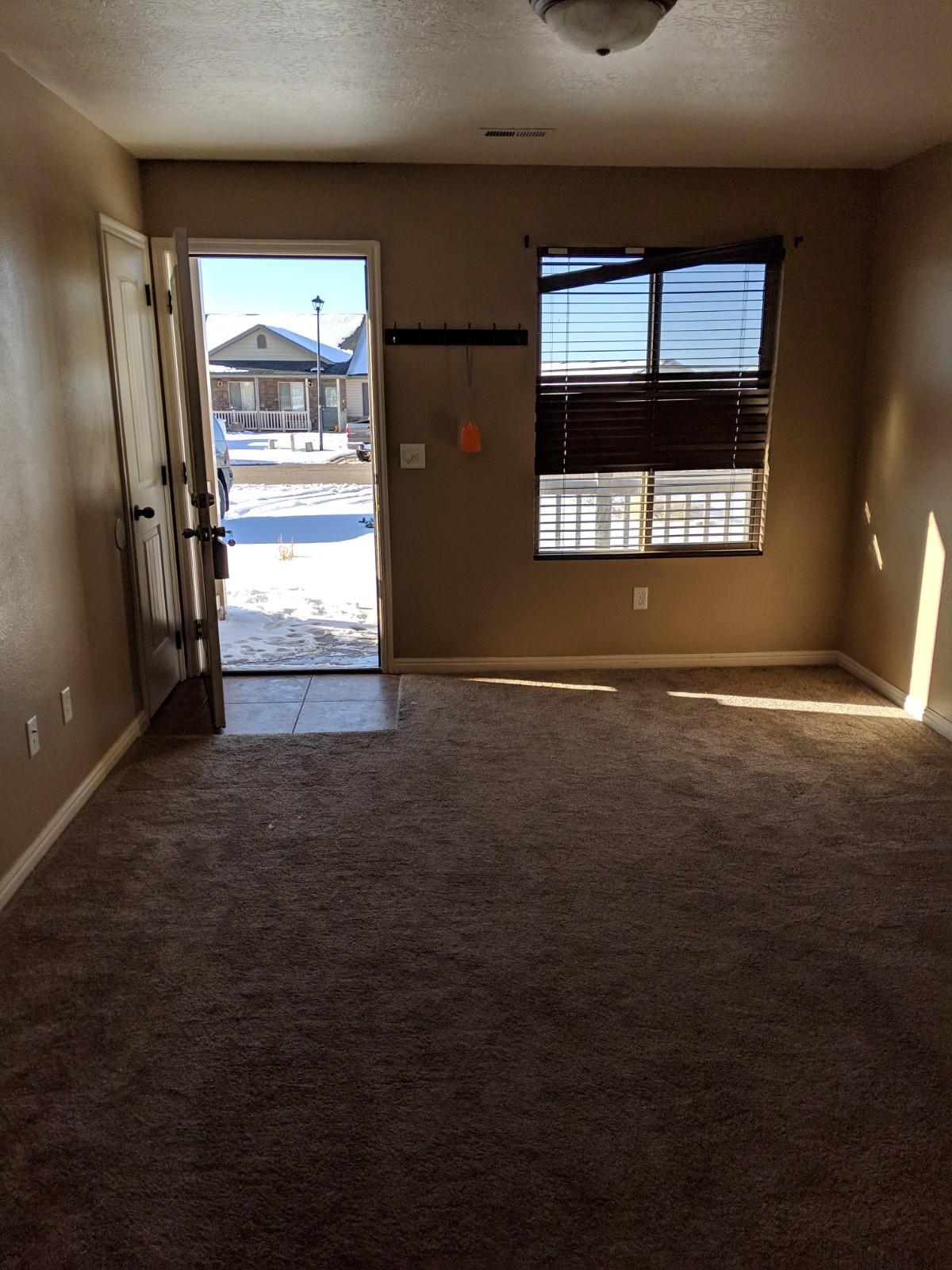 1934 N 1600 Access N