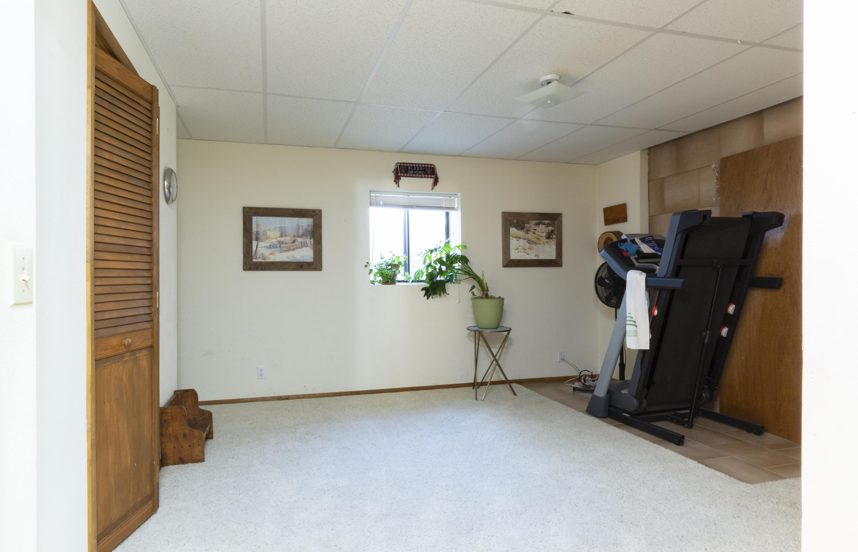 1716 N Northfield RD