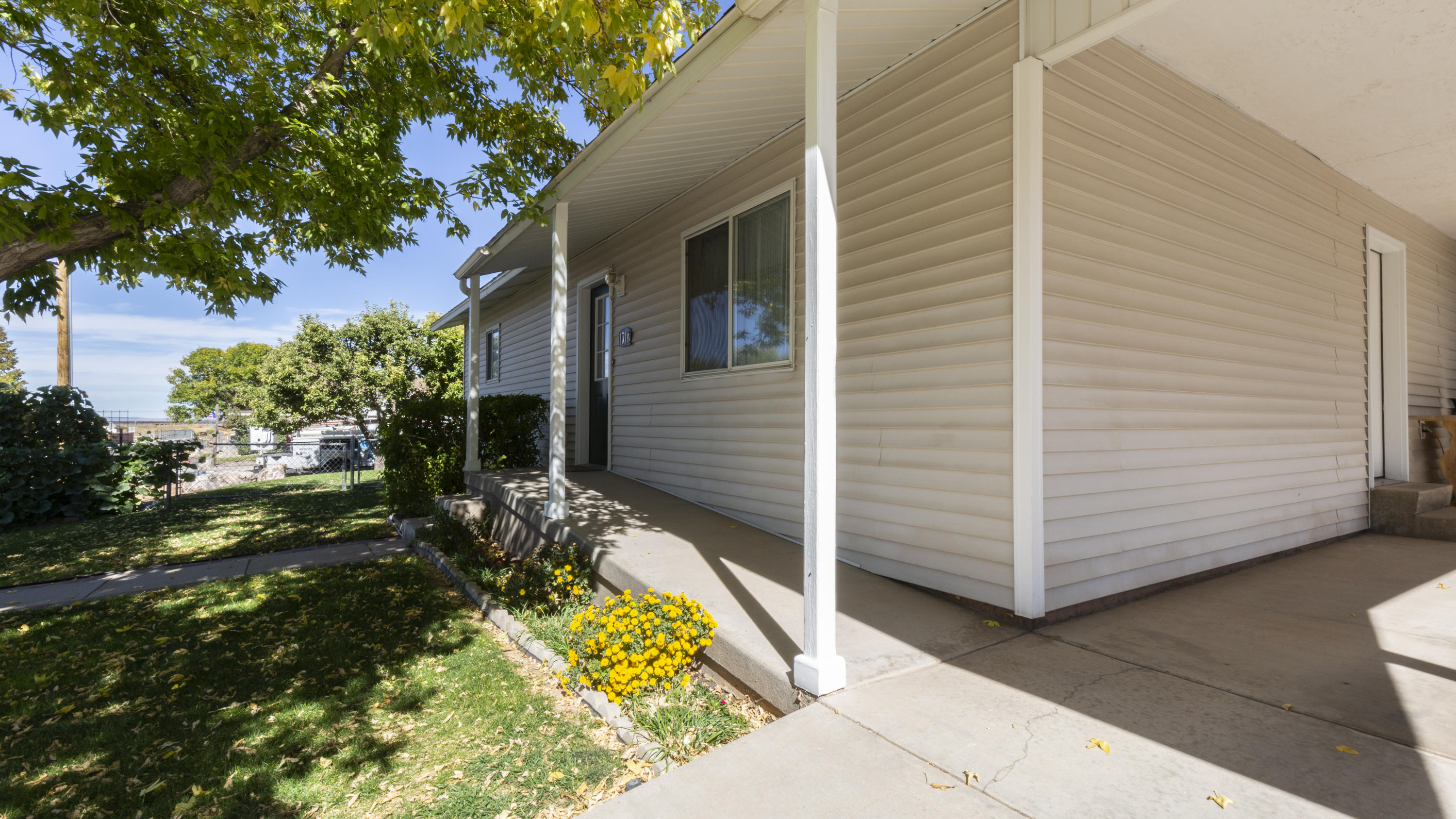 1716 N Northfield RD