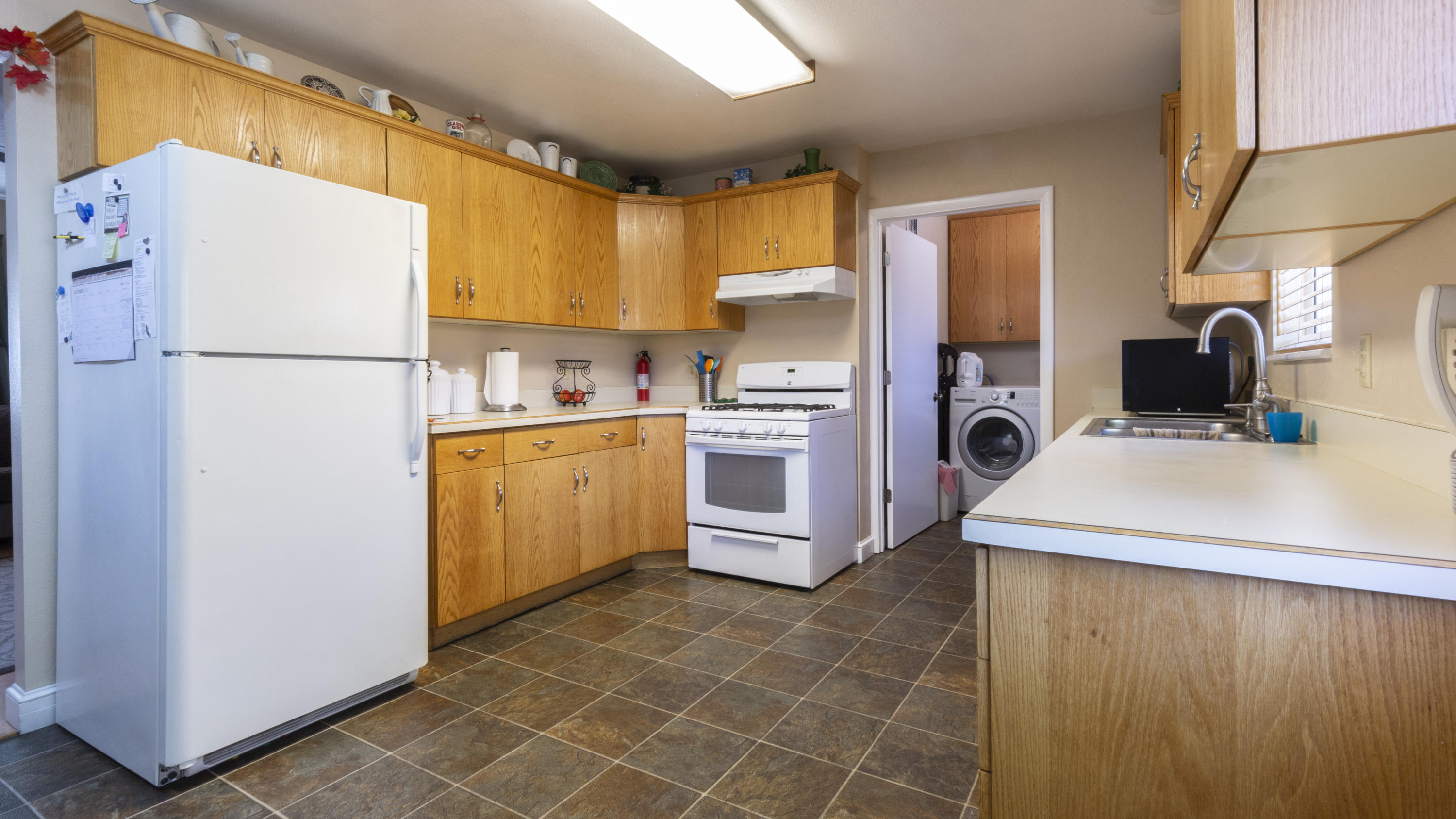 1716 N Northfield RD