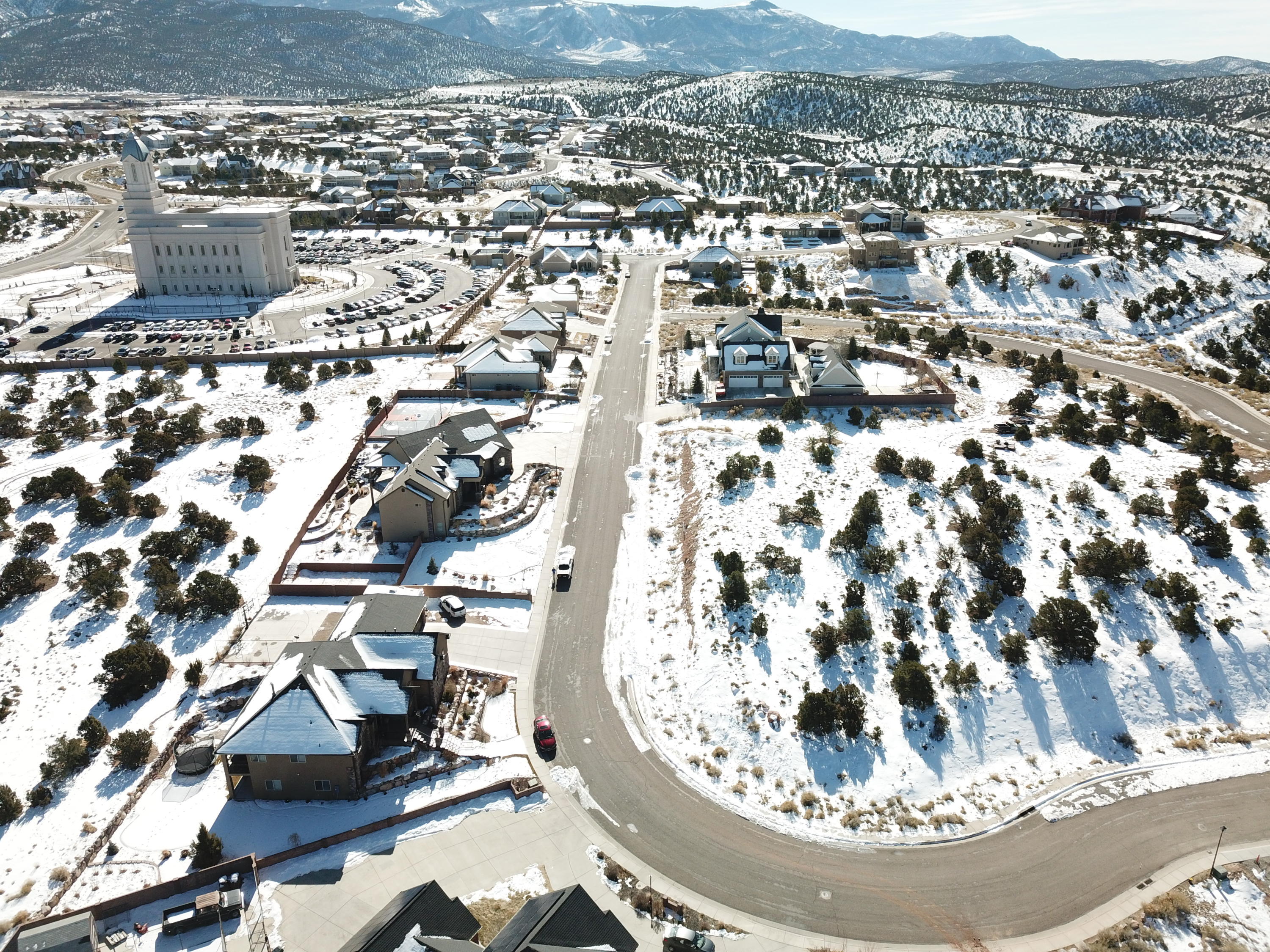 387 S Carmel Ridge CIR