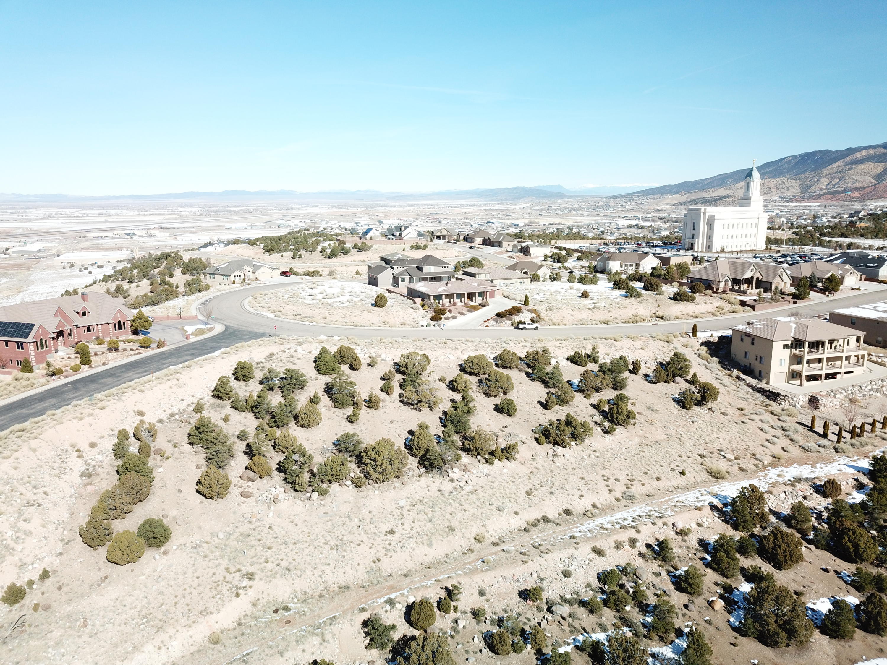 387 S Carmel Ridge CIR