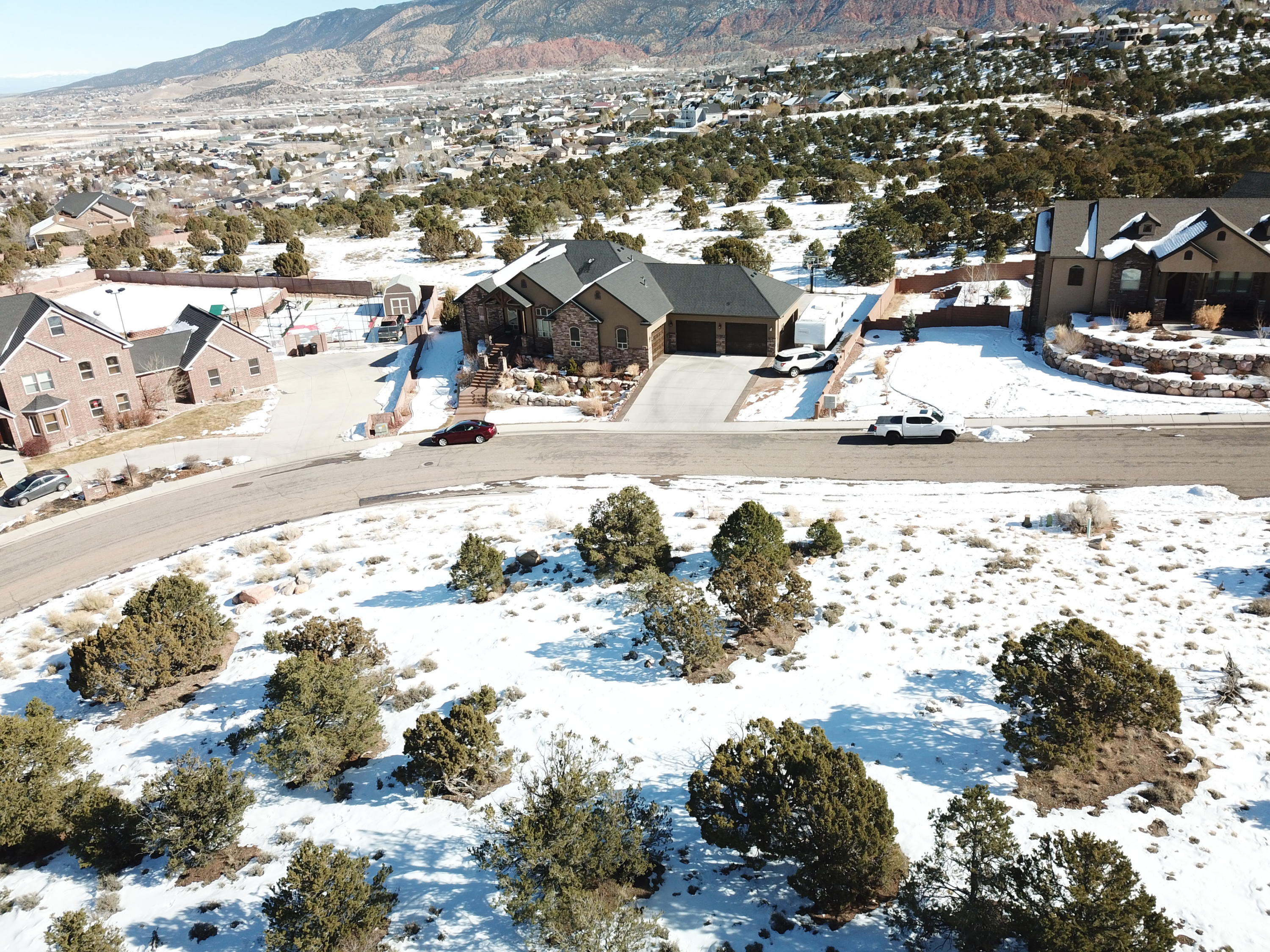 387 S Carmel Ridge CIR