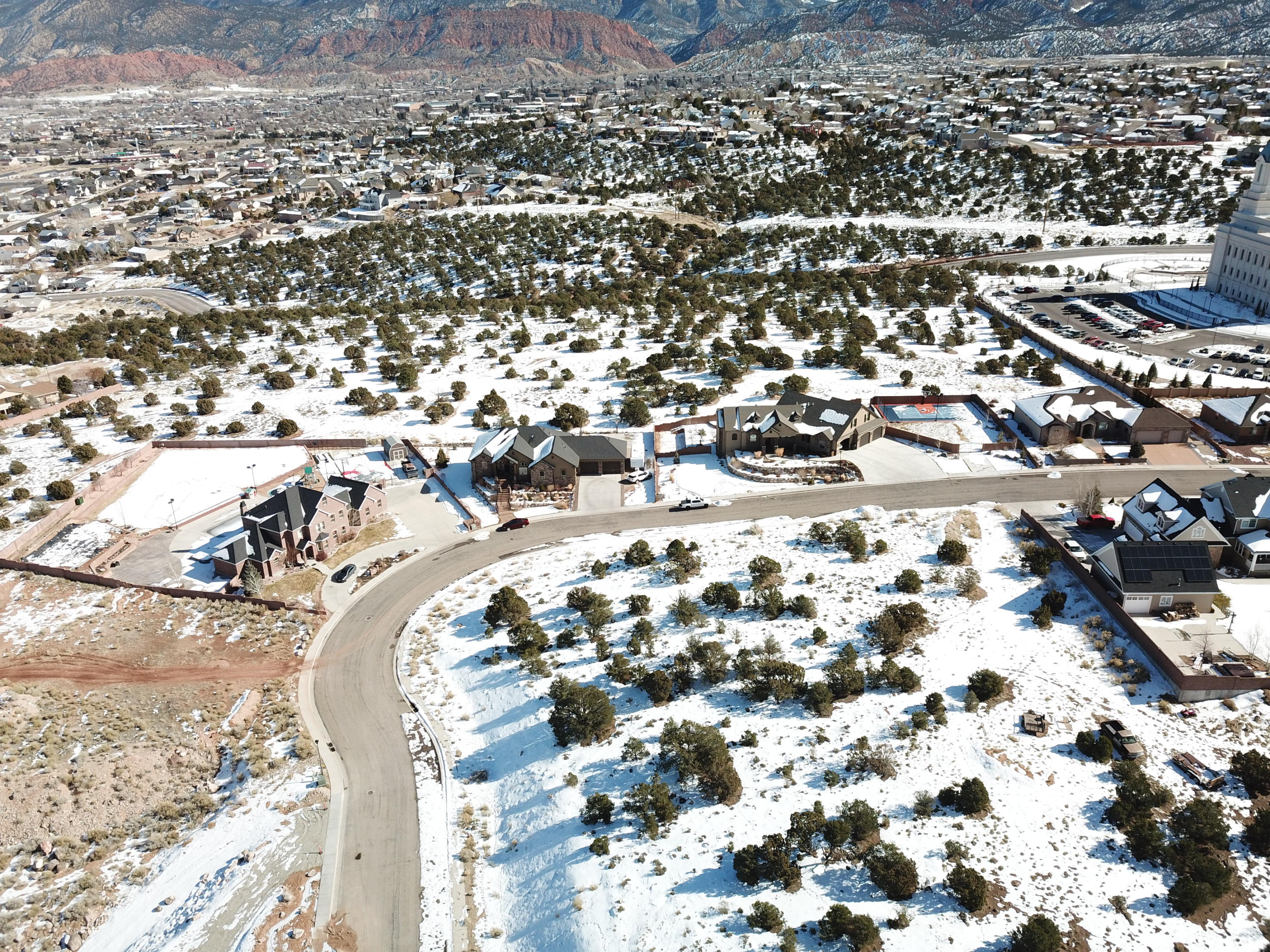 387 S Carmel Ridge CIR