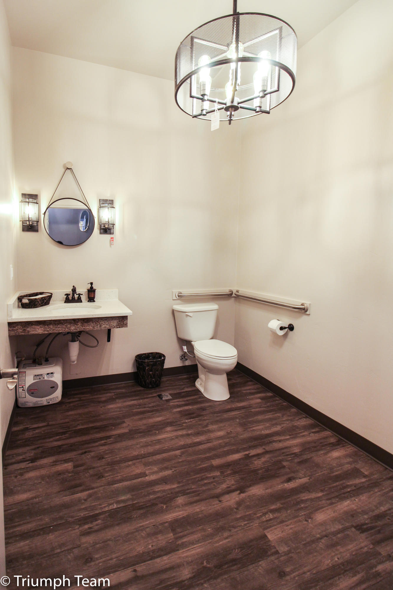 2002 N Main ST, Suite 1 Suite 1