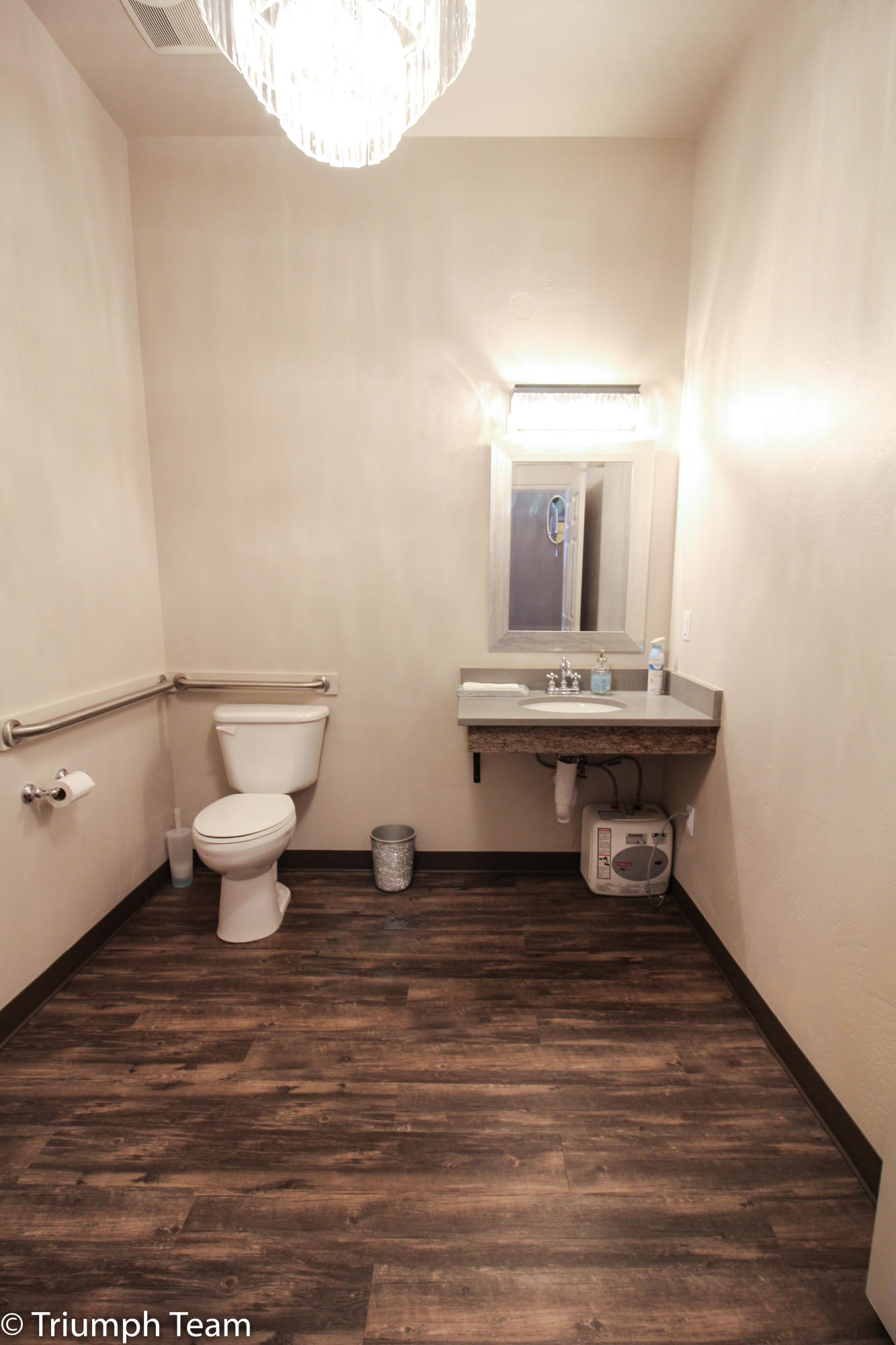 2002 N Main ST, Suite 1 Suite 1