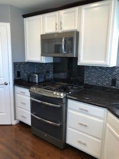 123 N Roundabout Way