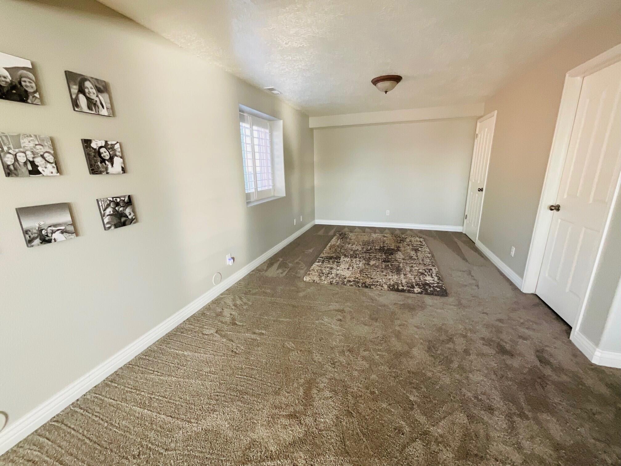 123 N Roundabout Way