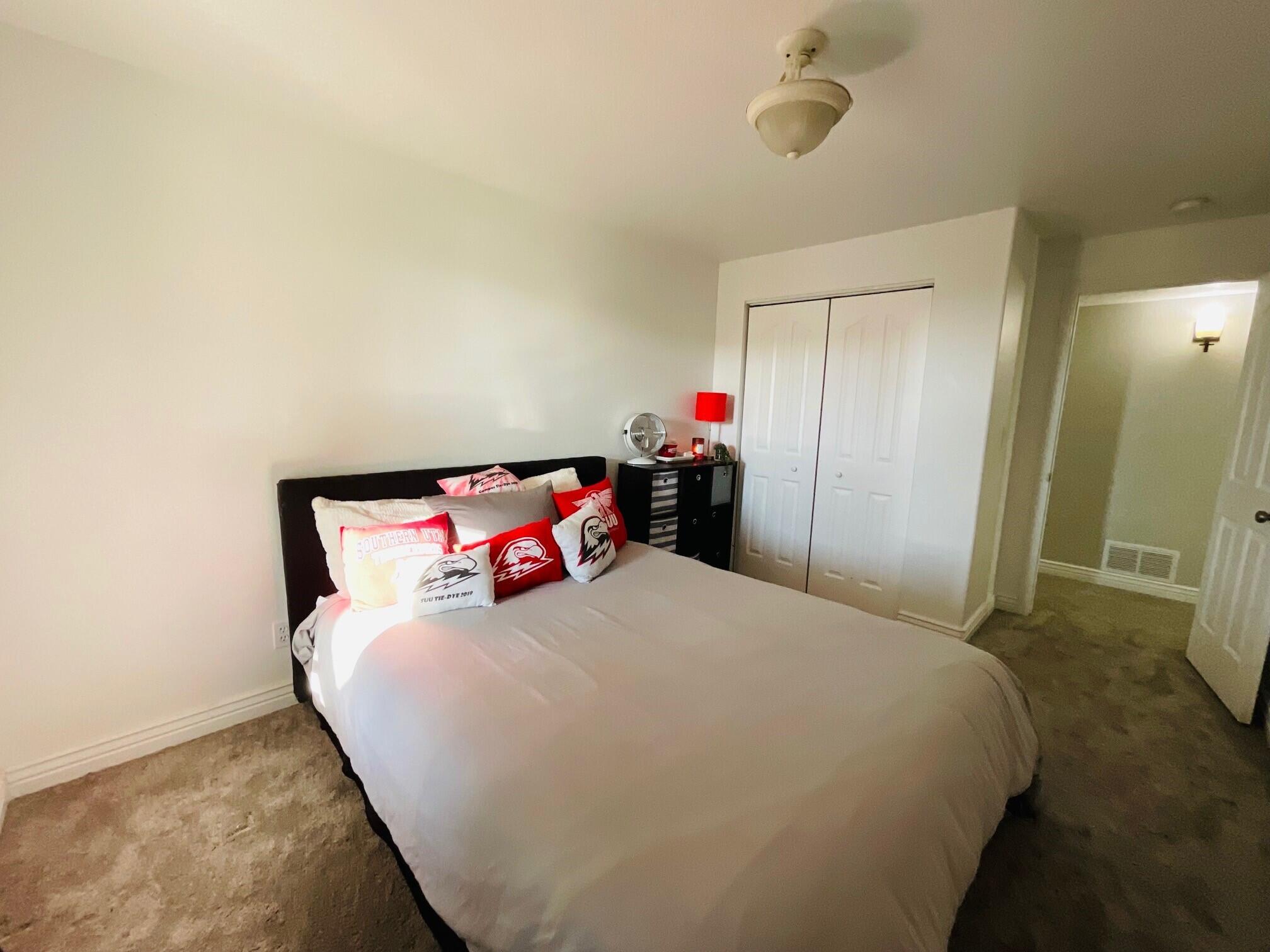 123 N Roundabout Way