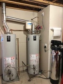 123 N Roundabout Way