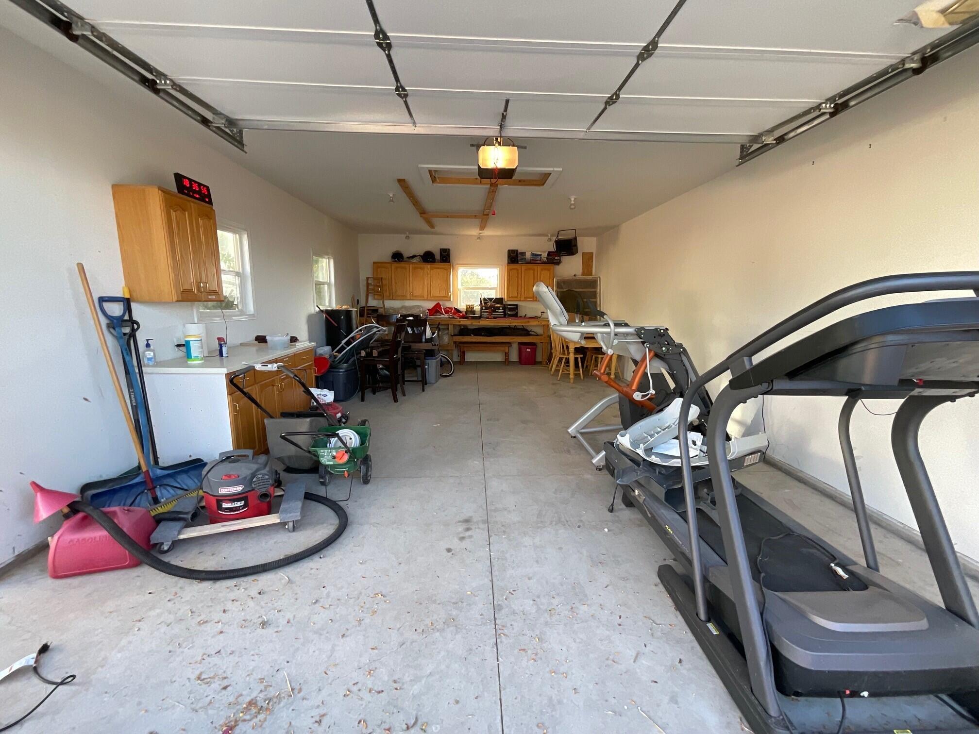 123 N Roundabout Way