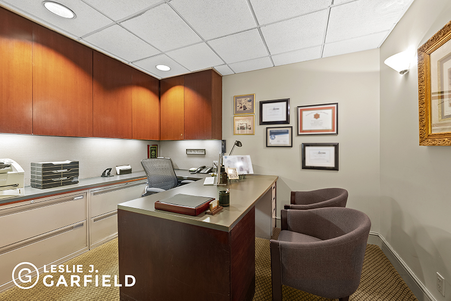 850 Park Avenue 1A/F