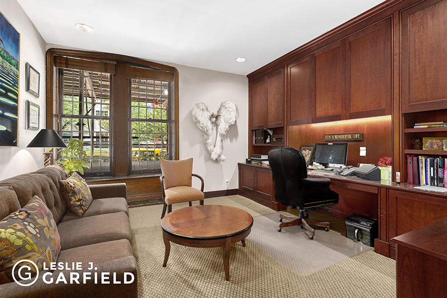 850 Park Avenue 1A/F