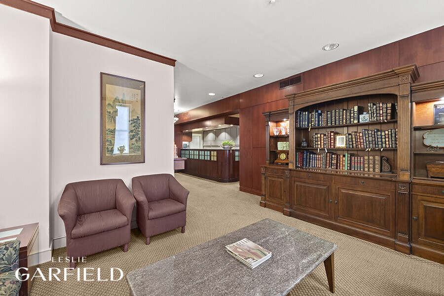 850 Park Avenue 1A/F