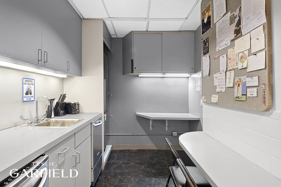 850 Park Avenue 1A/F