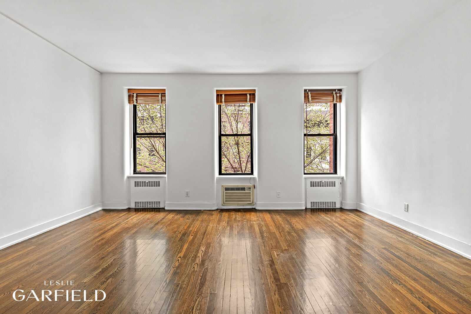 121 E 61st Street