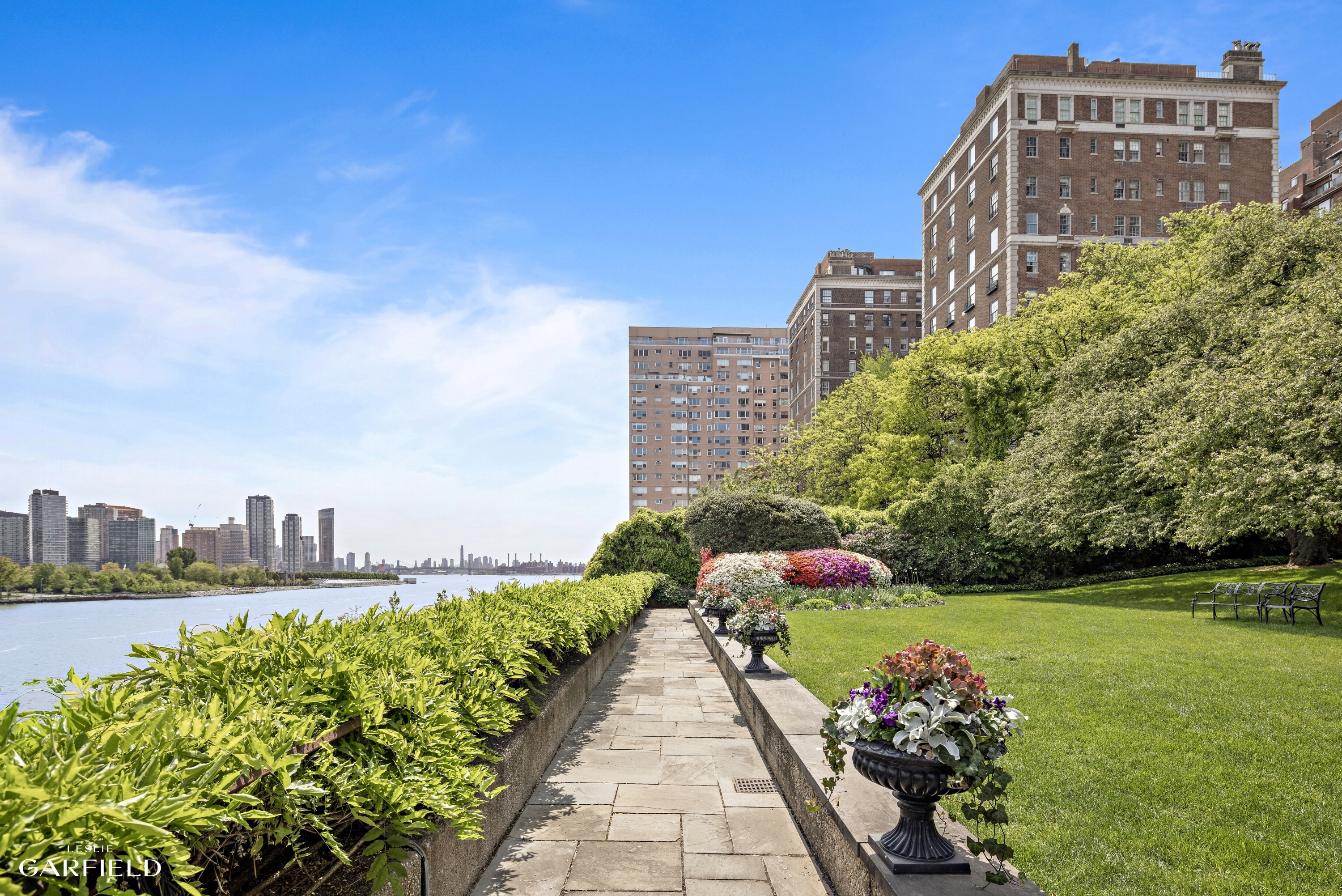 15 Sutton Place