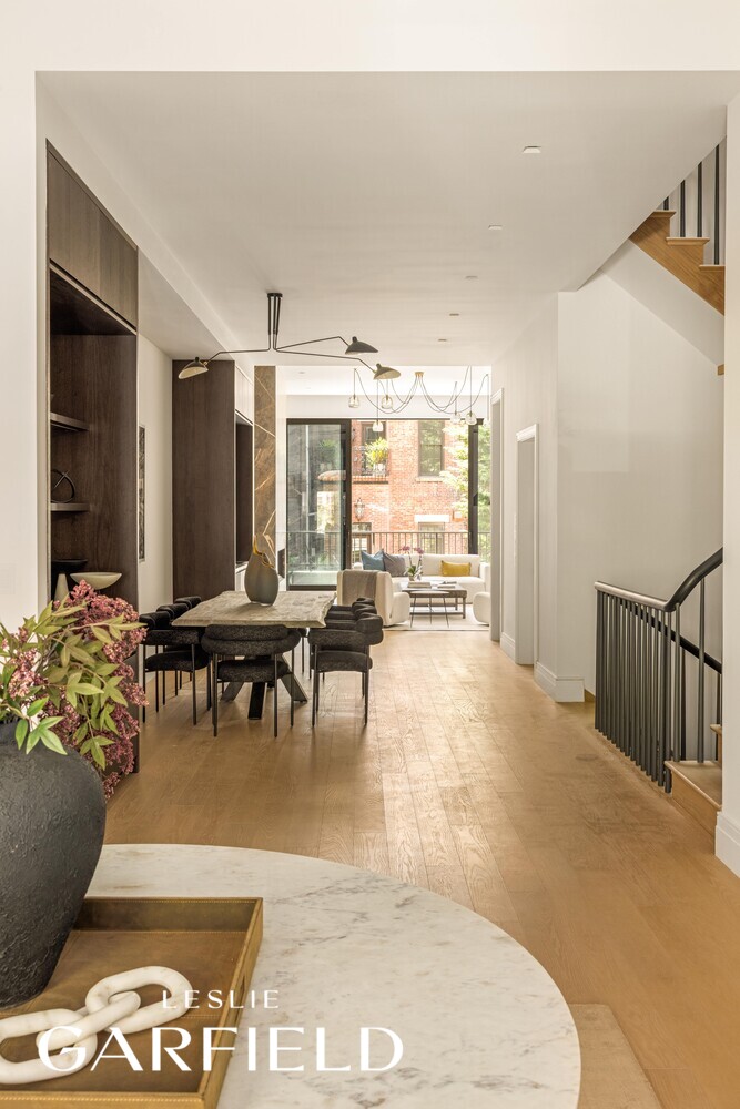 48 W 85th Street