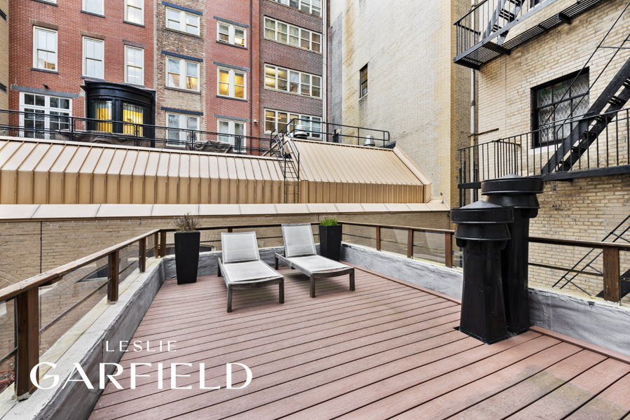 53 E 67th Street