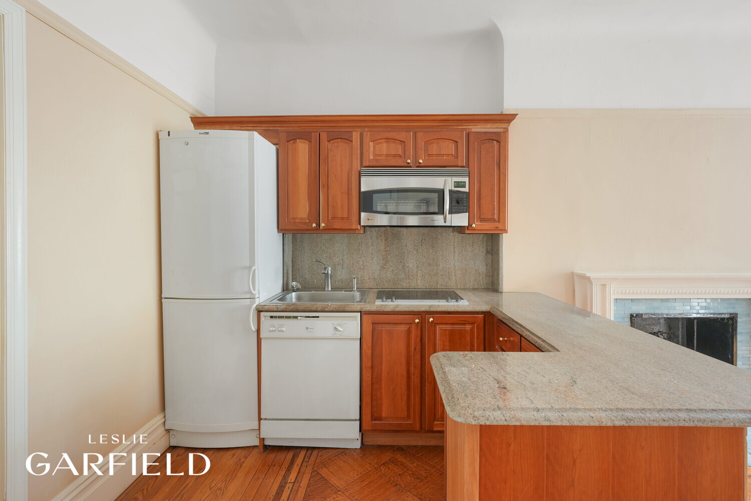 311 W 84TH Street