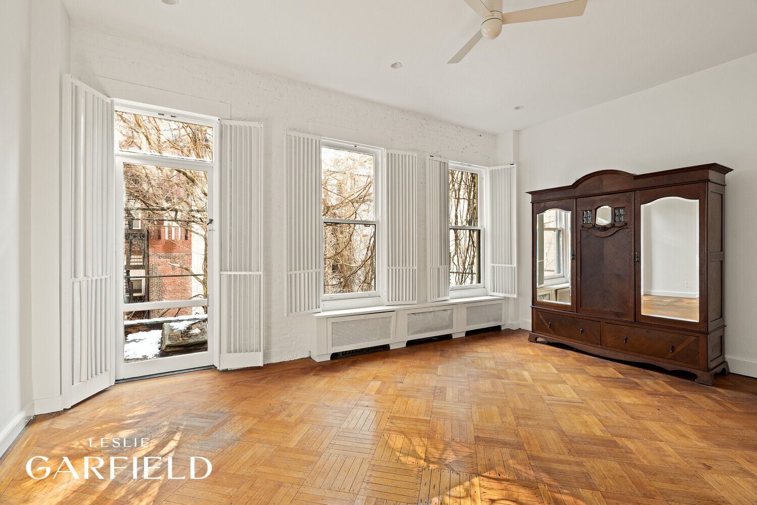 118 E 37TH Street TH