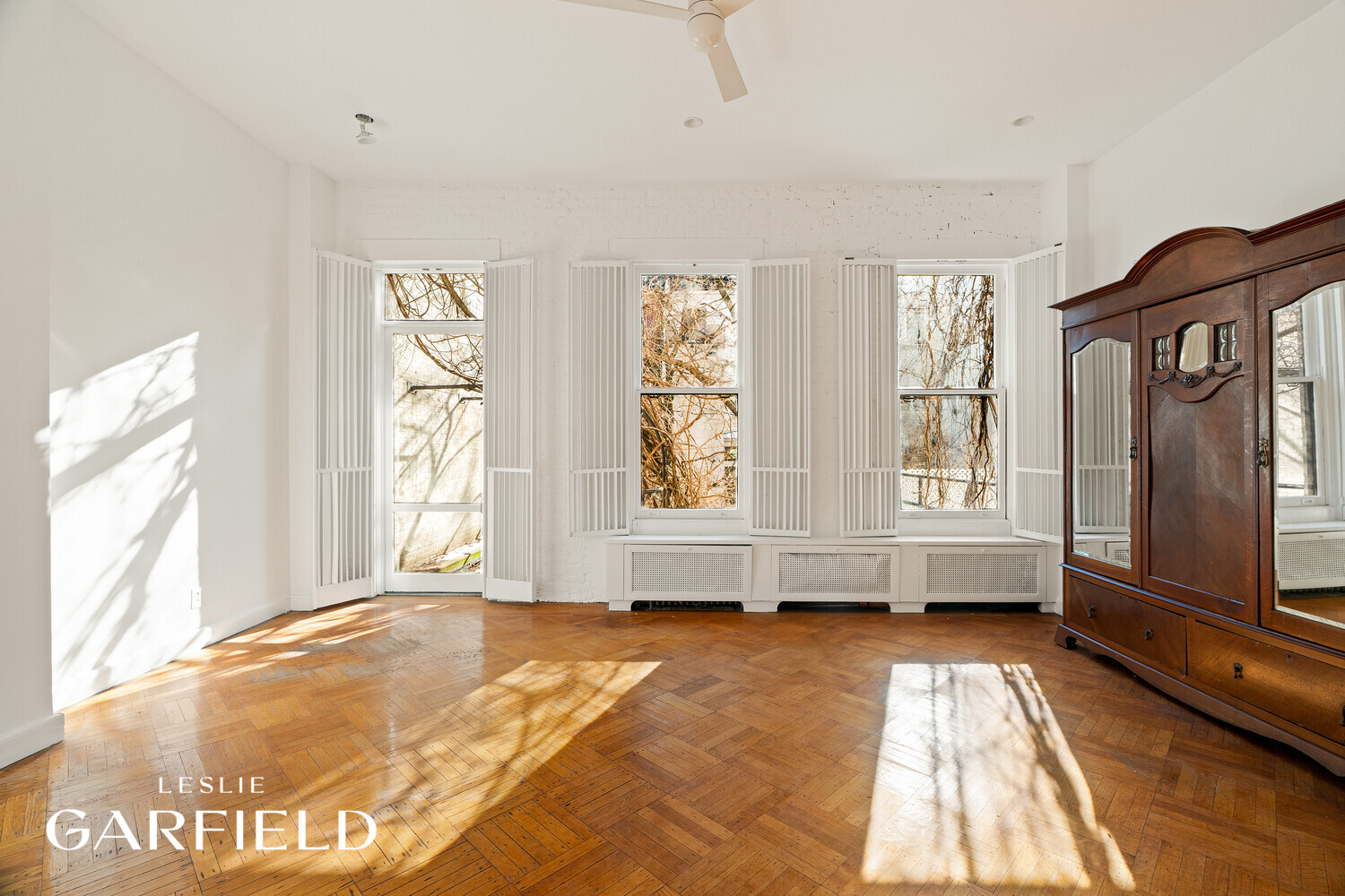 118 E 37TH Street TH