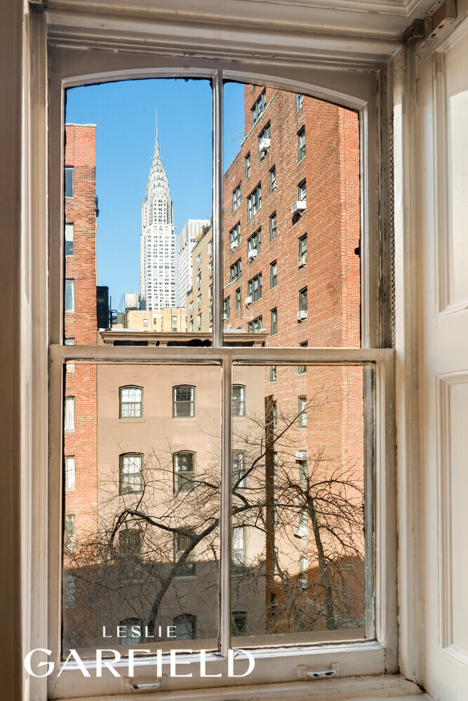 118 E 37TH Street TH