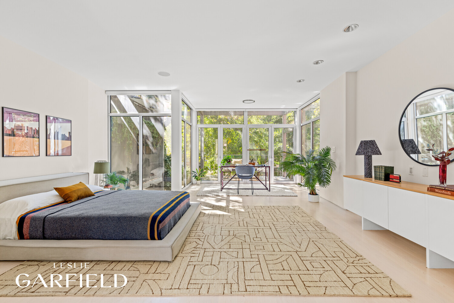 240 E 61ST Street