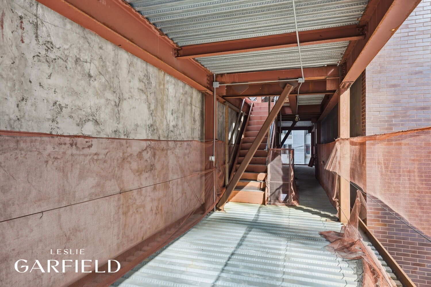 210 E 52ND Street