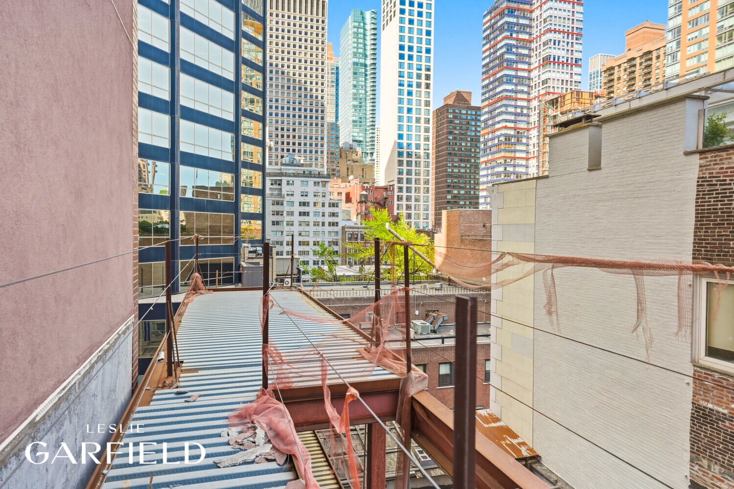 210 E 52ND Street