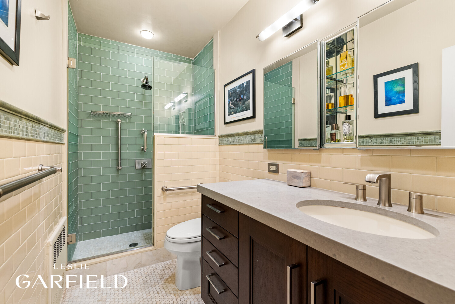 326 E 69TH Street