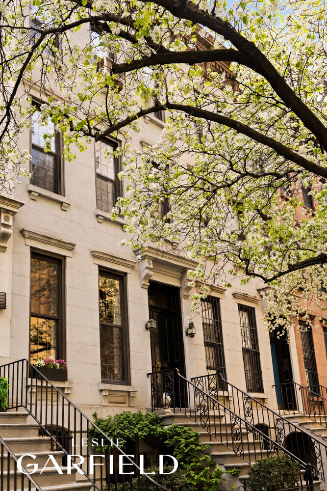 326 E 69TH Street